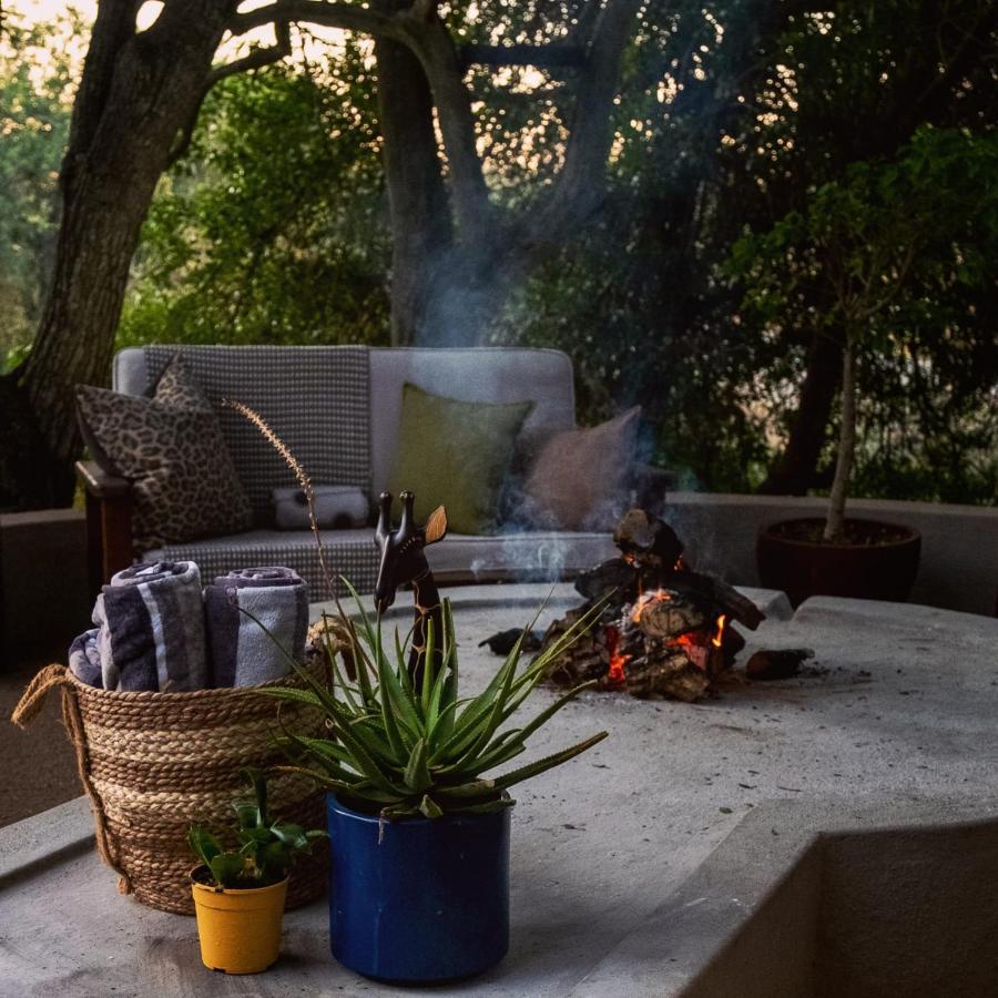 Leopard'S Lair Bush Lodge Hoedspruit Exterior photo